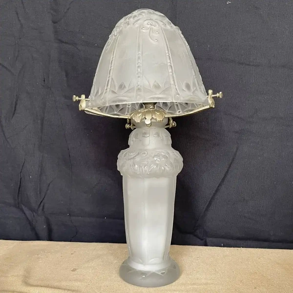 Lampe champignon signée Lorrain Nancy